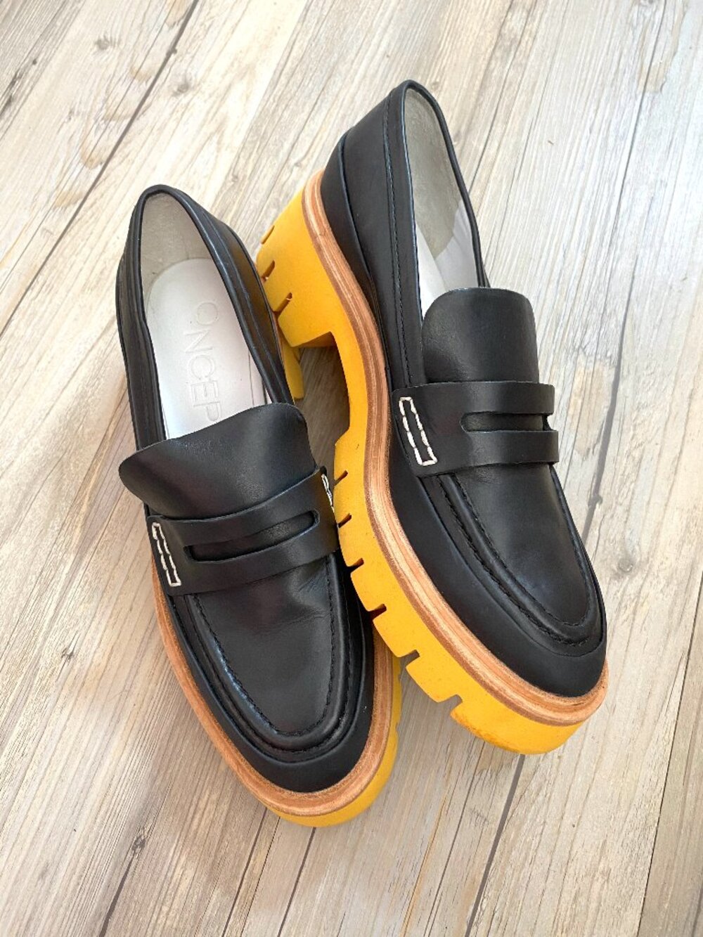 Oncept Seoul Black Platform Loafers Size 7
